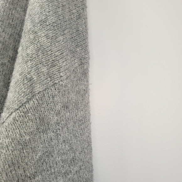 ABOUND Grey Crew Neck Long High Low Sweater - Picture 13 of 14